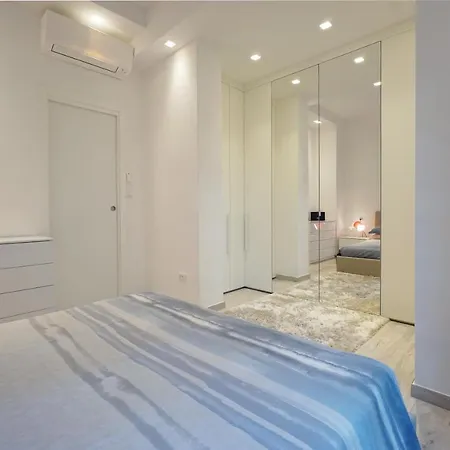Lägenhet Ghisello Luxury 1 *