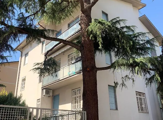 Ghisello Luxury 1 *